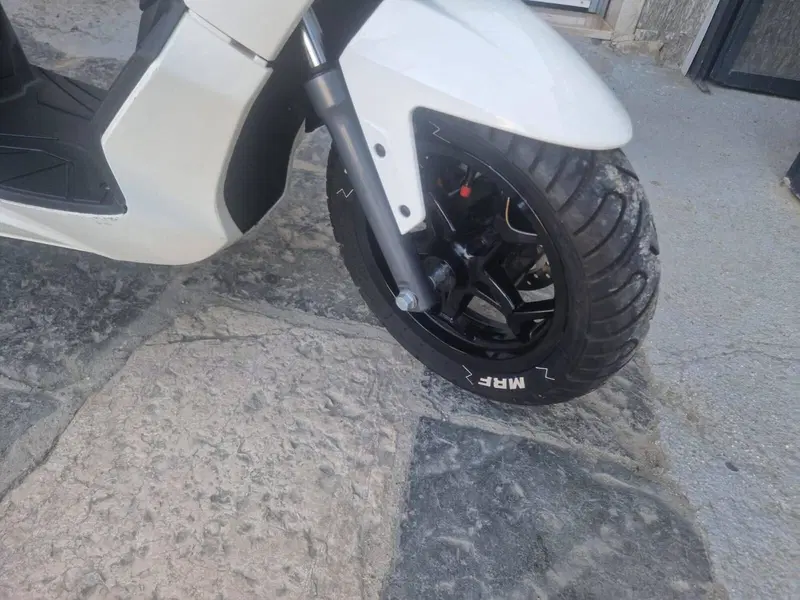 Aprilia SXR 50 (2021 - 26) (7)
