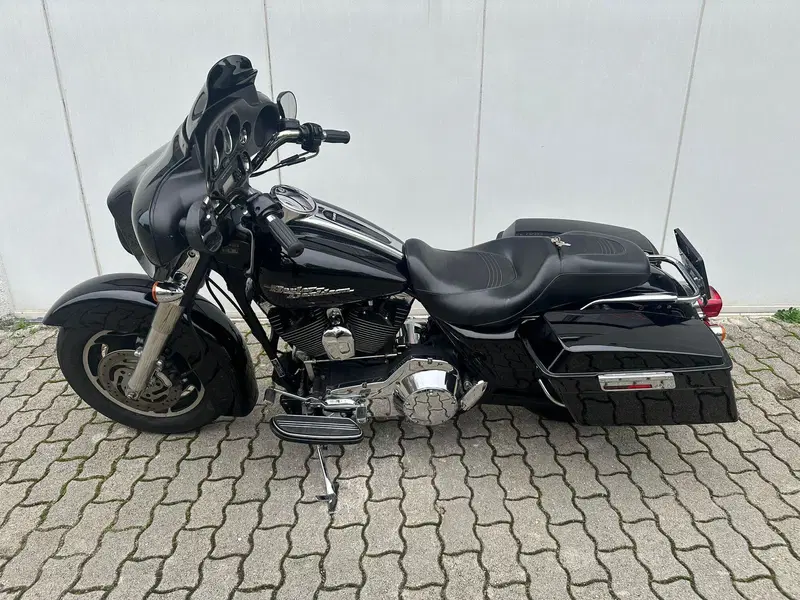 Harley-Davidson 1450 Street Glide (2006 - 07) - FLHX (3)