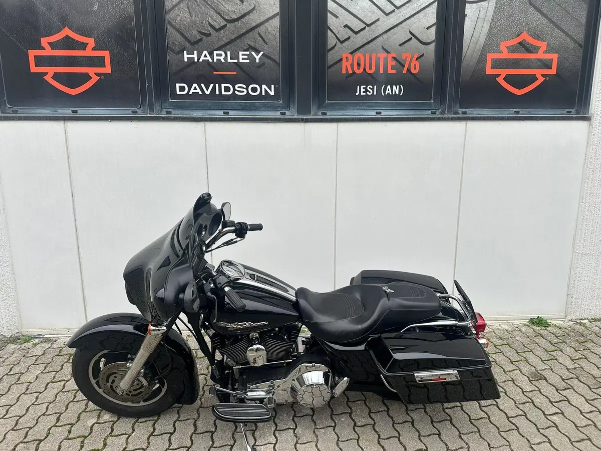 Harley-Davidson 1450 Street Glide (2006 - 07) - FLHX (4)