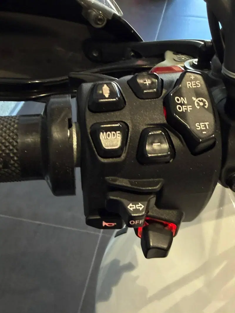 Ducati Multistrada V4 S (2021 - 24) (16)