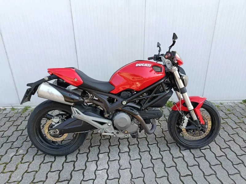 Ducati Monster 696 ABS (2009 - 14) (2)