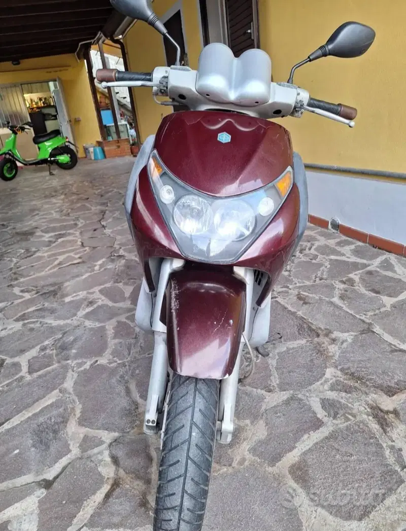 Piaggio Beverly 200 (2002 - 03)