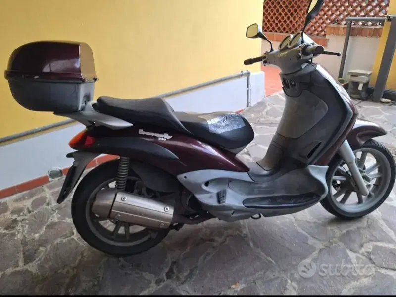 Piaggio Beverly 200 (2002 - 03) (2)