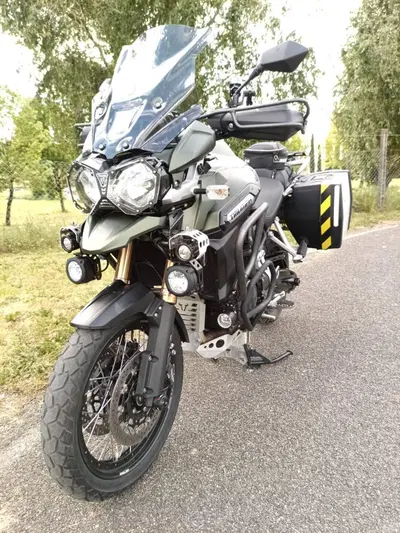 Triumph Tiger Explorer XC SE 1215 ABS (2011 - 16) usata