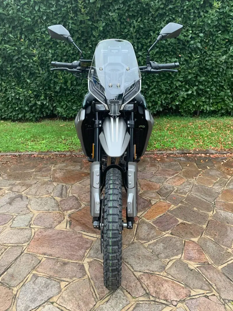 Moto Morini Allthrike 450 (2025 - 26) (4)