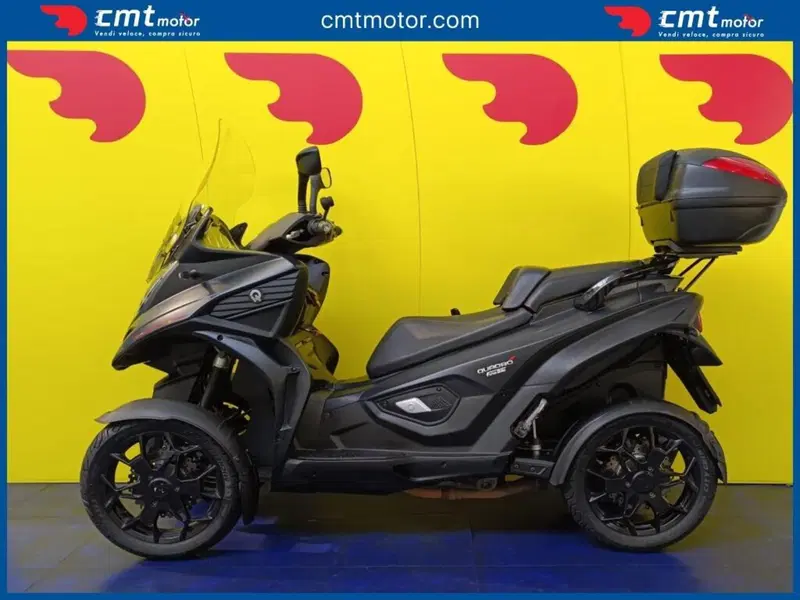 Quadro Quadro 4 (2015 - 17) (3)