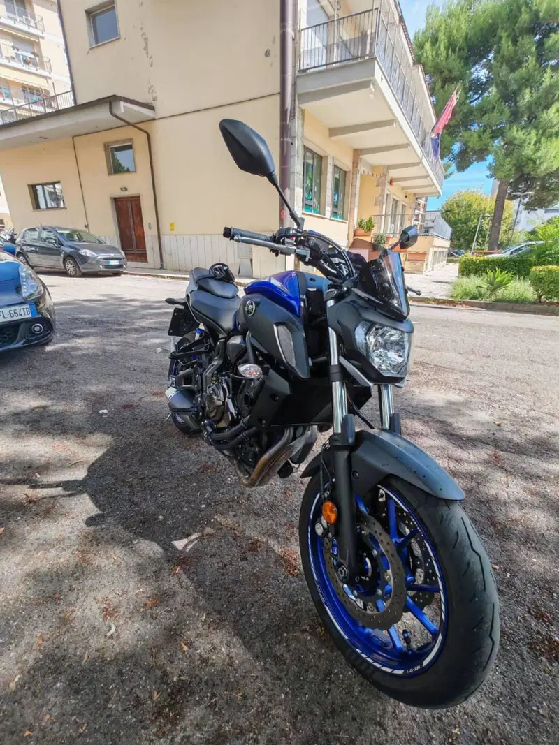 Yamaha MT-07 (2018 - 20) (4)