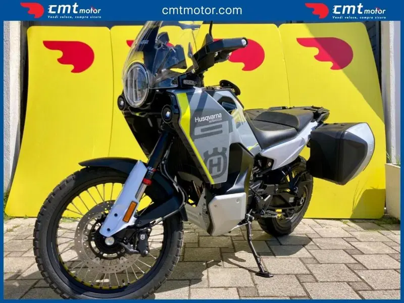 Husqvarna Norden 901 (2022 - 26) (2)