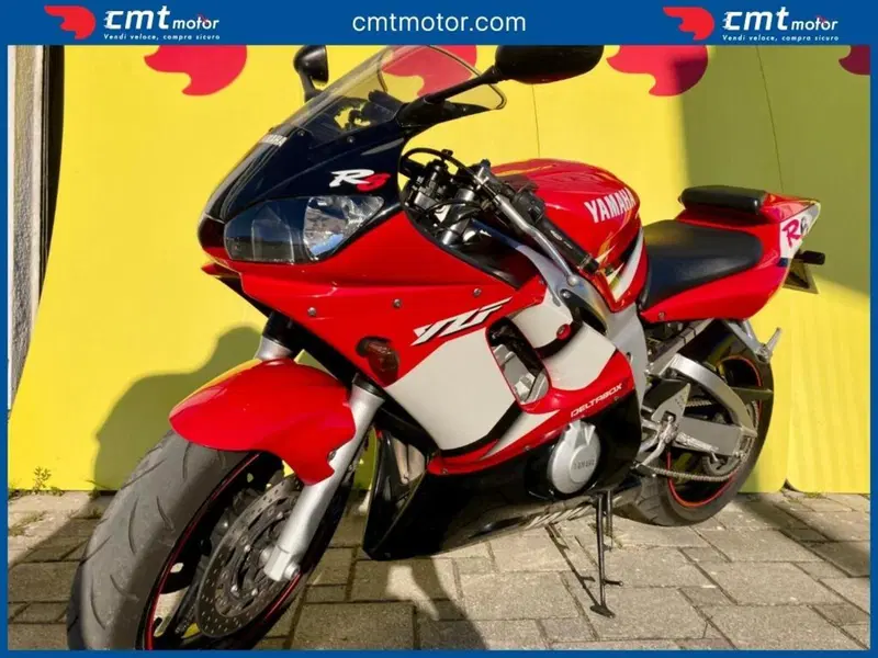 Yamaha YZF R6 (2001 - 02) (2)