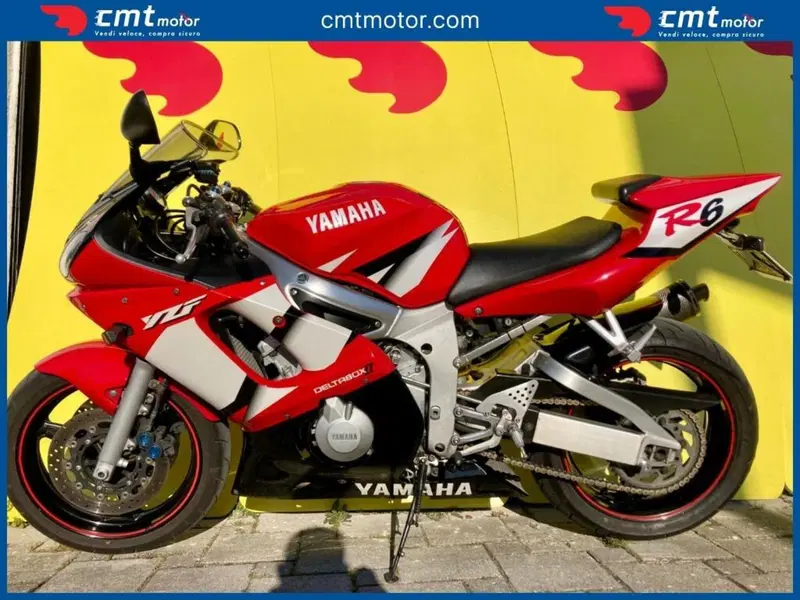 Yamaha YZF R6 (2001 - 02) (3)