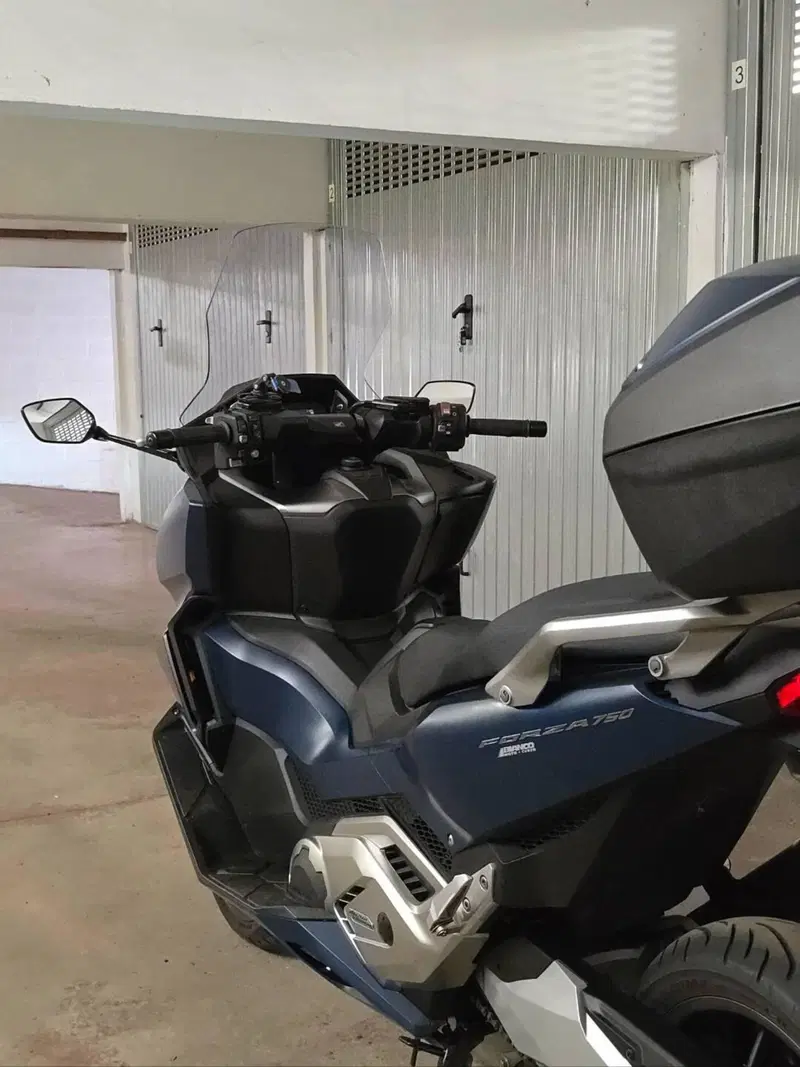 Honda Forza 750 DCT Urban (2021 - 24) (6)