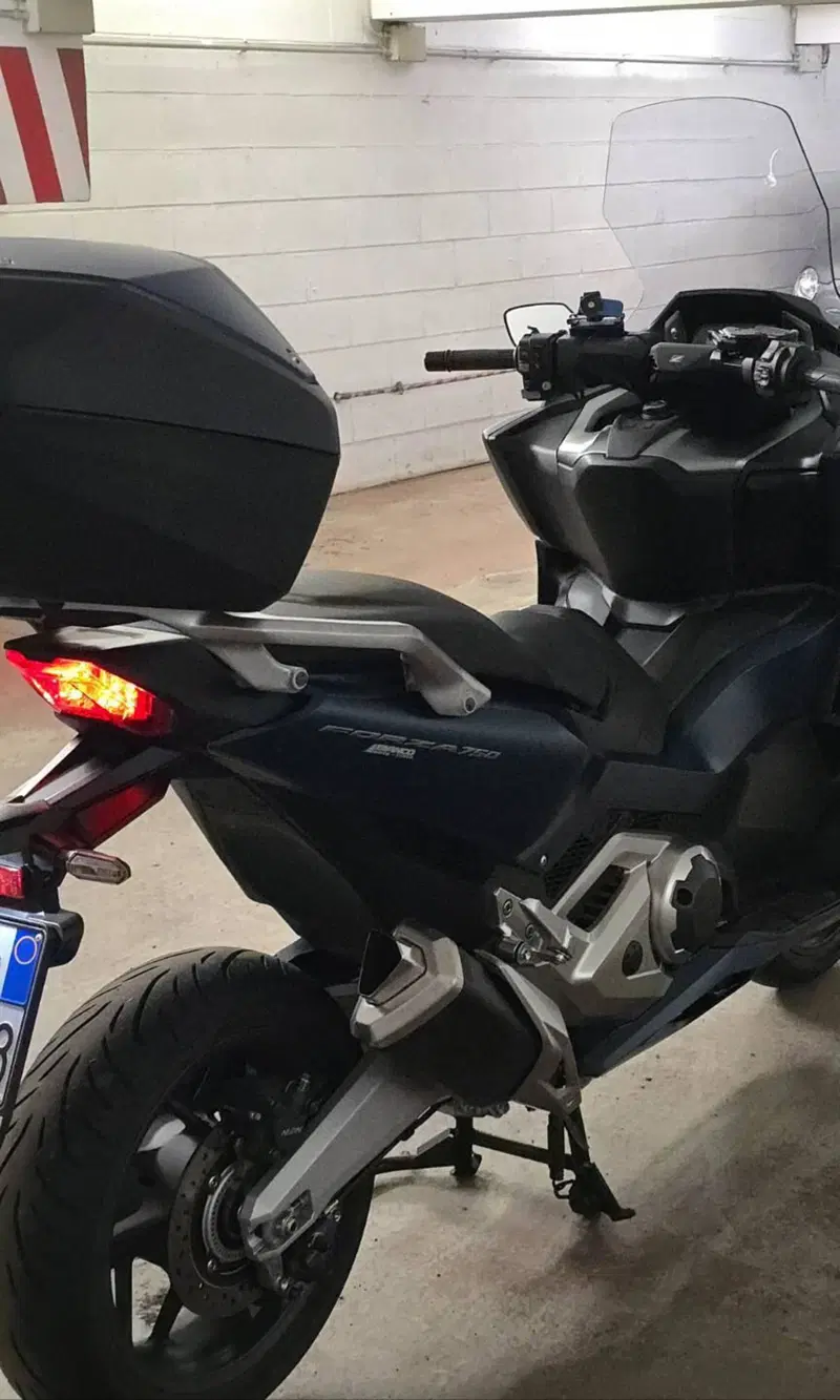 Honda Forza 750 DCT Urban (2021 - 24) (7)