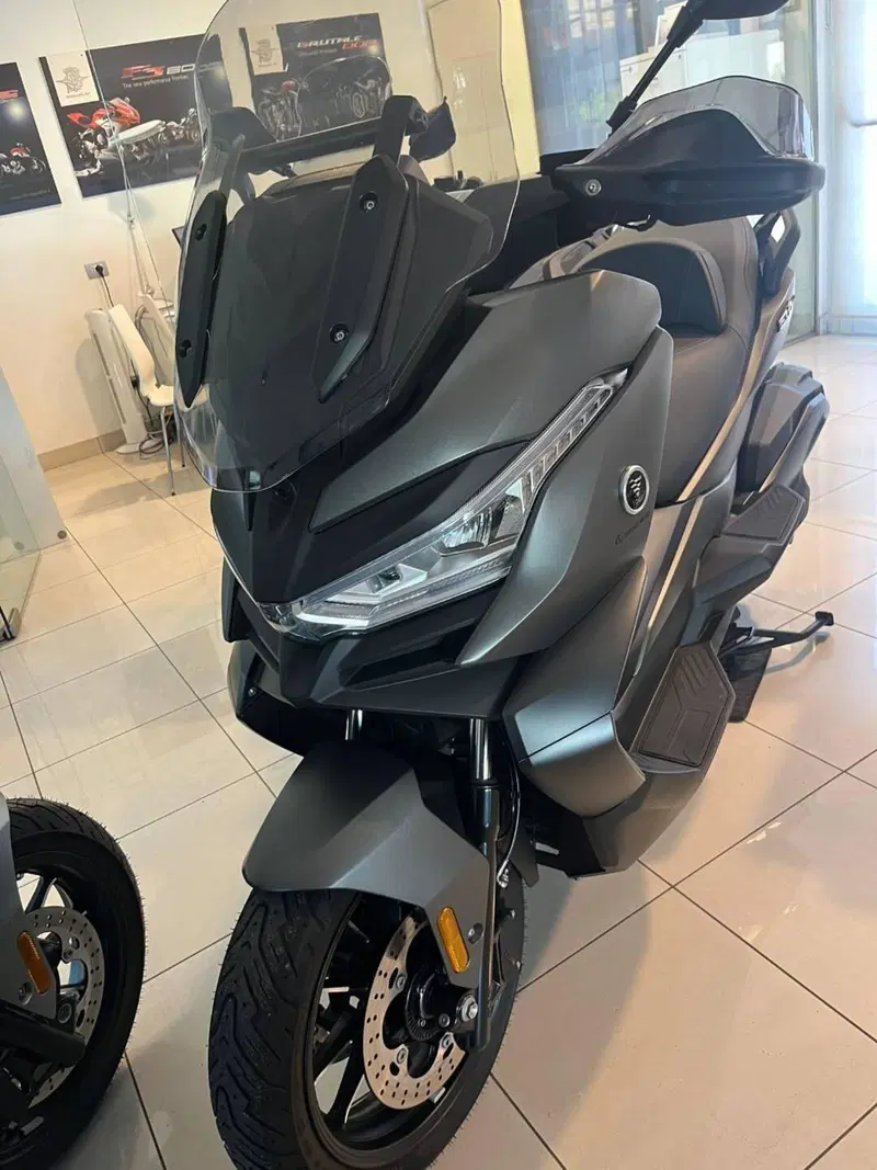 Voge Sfida SR4 MAX (2024 - 26) (3)