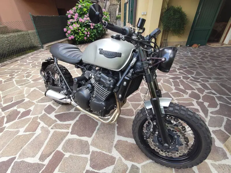 Triumph Thunderbird 900 Sport (1998 - 02) (3)