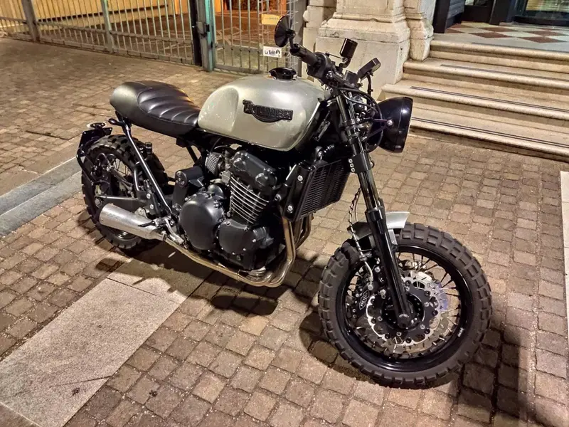 Triumph Thunderbird 900 Sport (1998 - 02) (5)