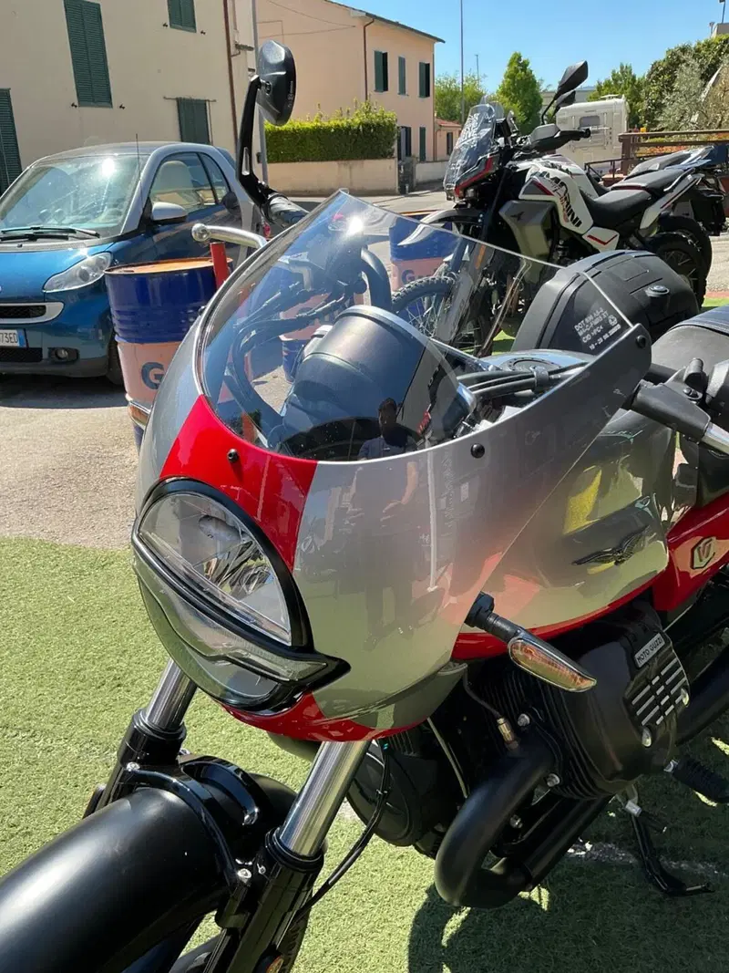 Moto Guzzi V7 Stone Corsa (2023 - 25) (11)