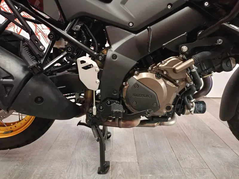 Suzuki V-Strom 1050XT (2020 - 23) (11)
