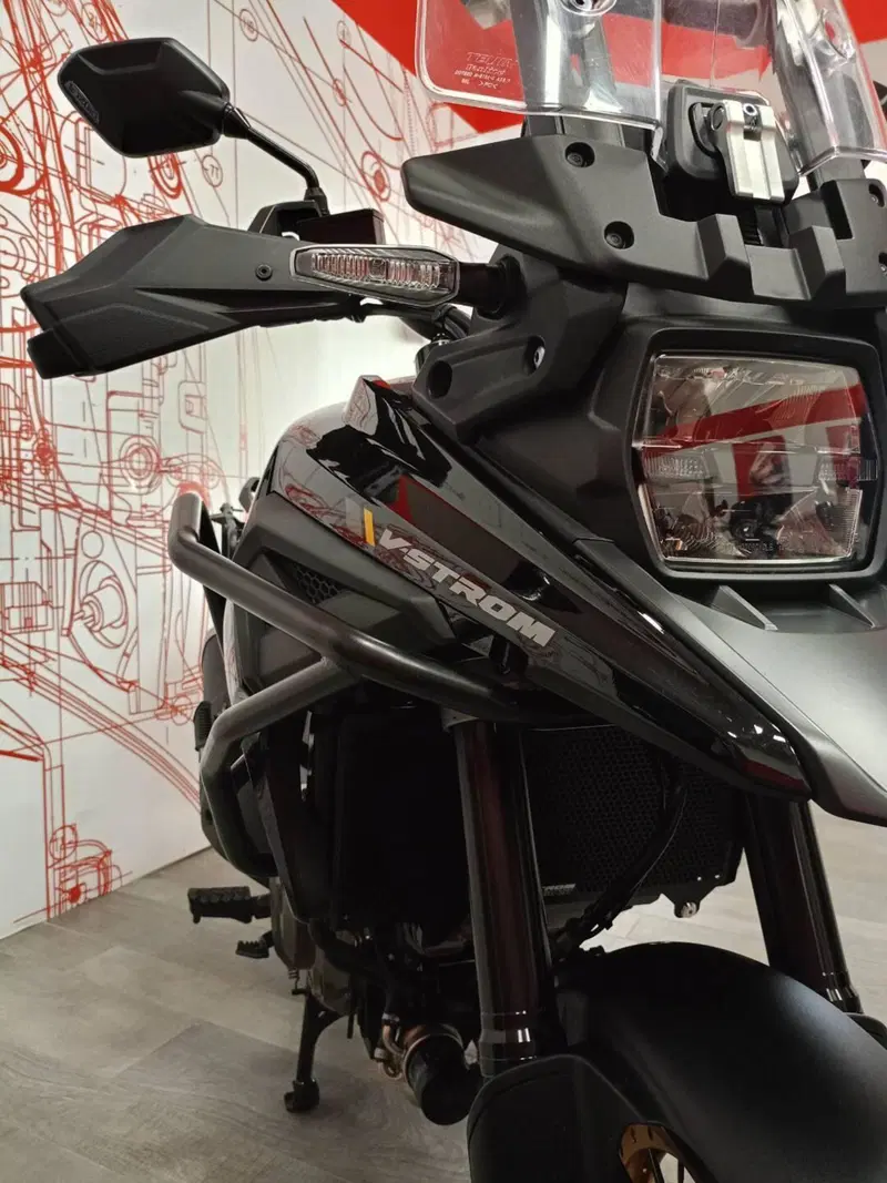 Suzuki V-Strom 1050XT (2020 - 23) (10)