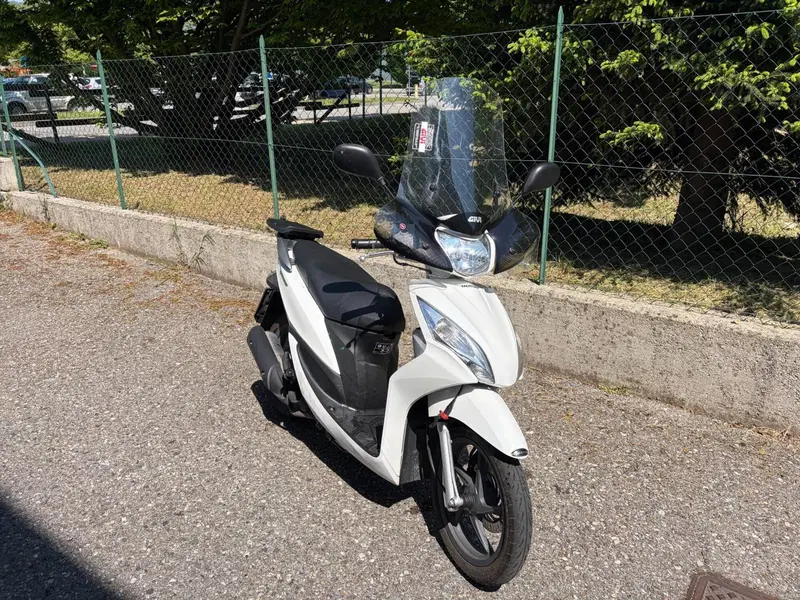 Honda Vision 110 (2011 - 16) (3)