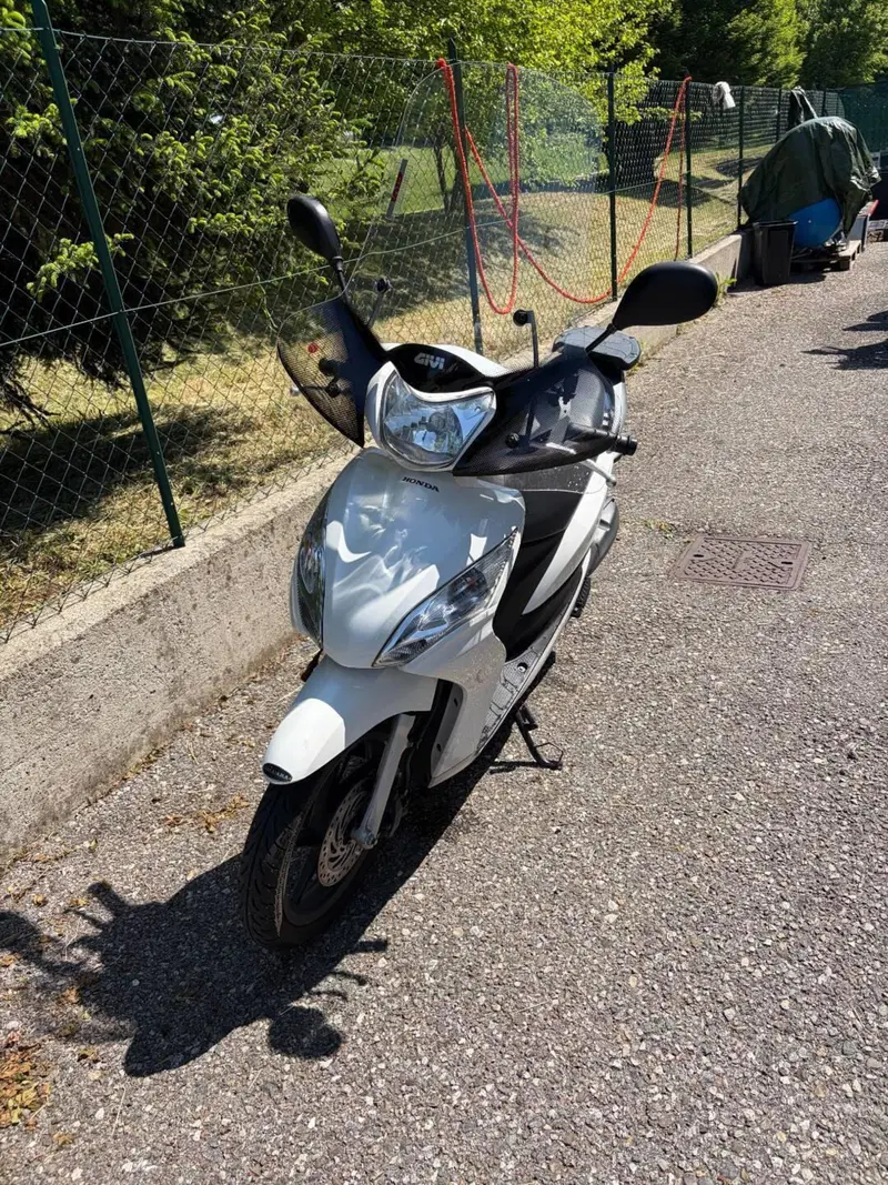 Honda Vision 110 (2011 - 16) (5)