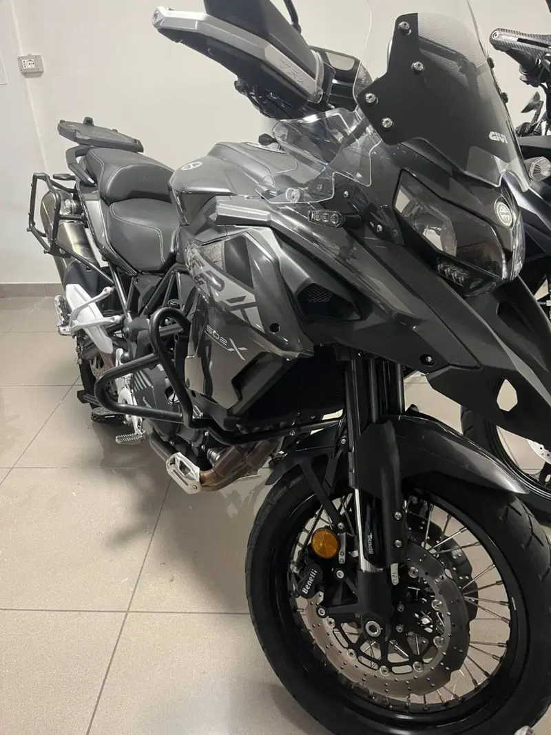 Benelli TRK 502 (2021 - 25) (2)