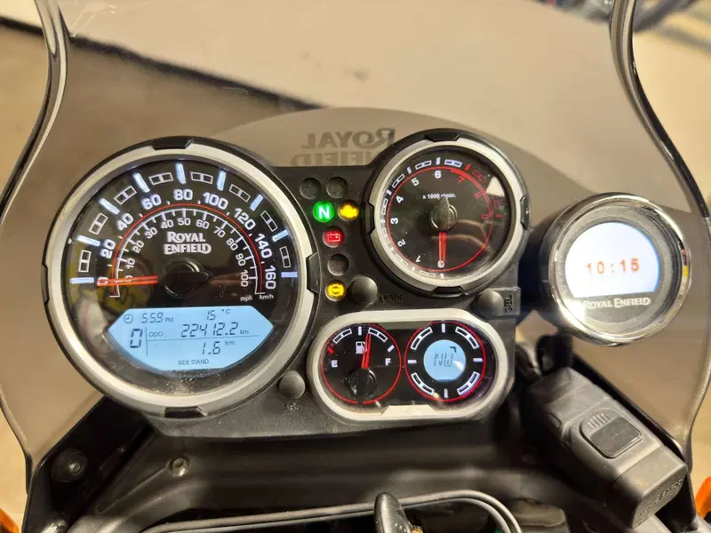 Royal Enfield Himalayan 411 (2021 - 24) (5)