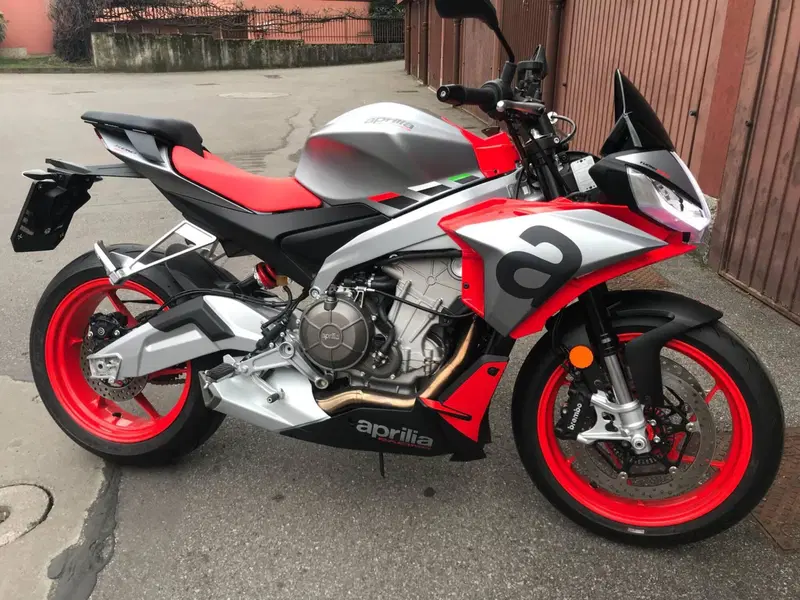 Aprilia Tuono 660 (2021 - 25) (2)