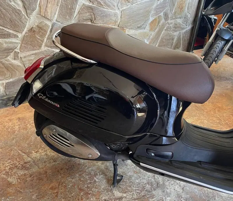 Vespa GTS 300 Super (2008 - 16) (12)