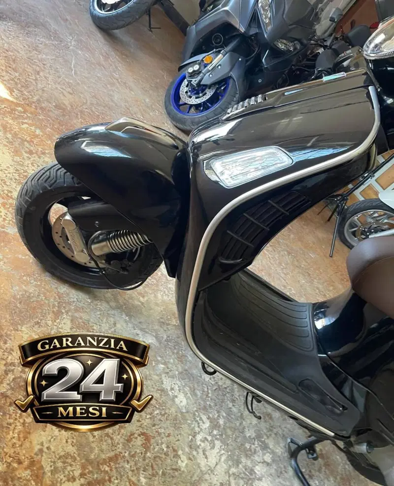 Vespa GTS 300 Super (2008 - 16) (15)