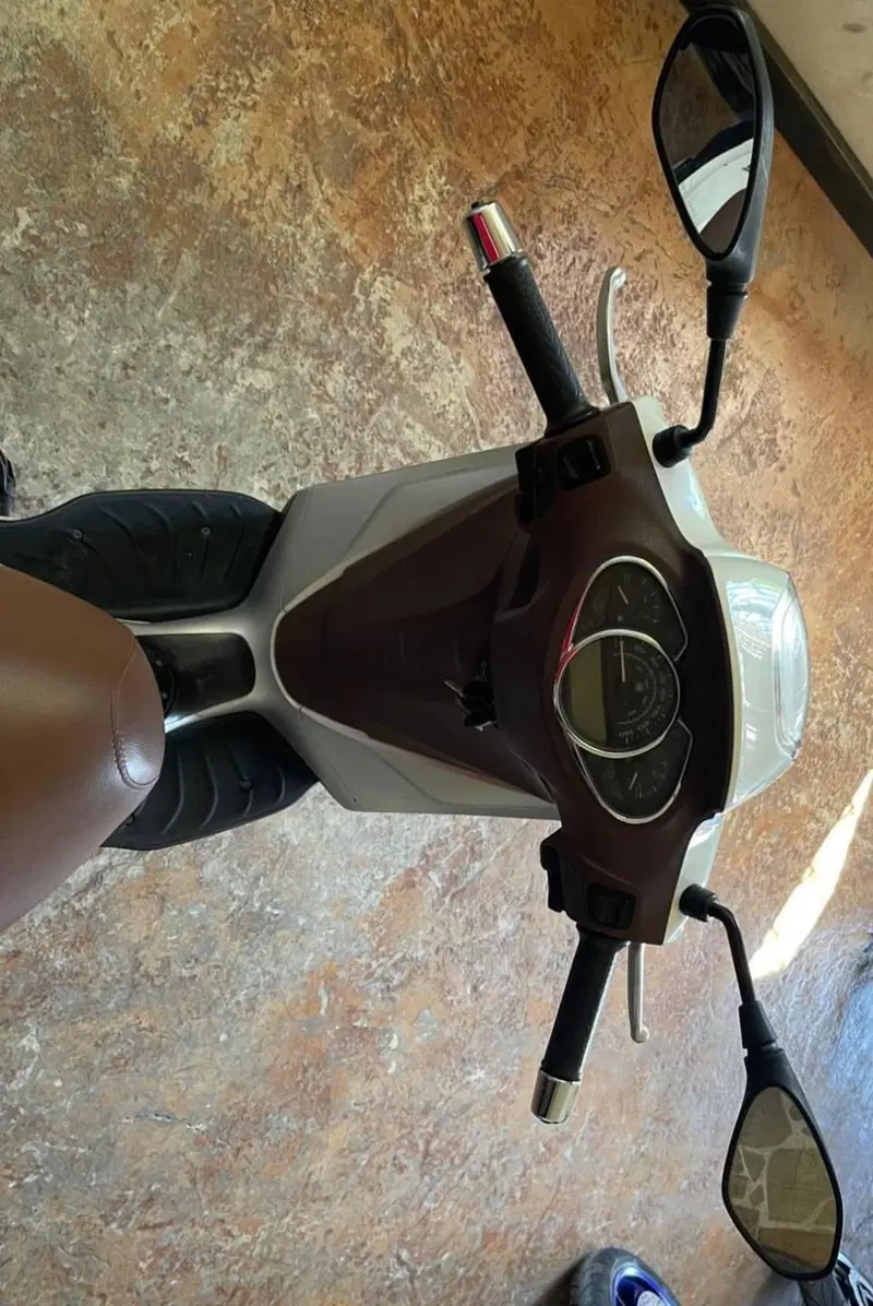 Piaggio Medley 150 ABS (2016 - 19) (17)