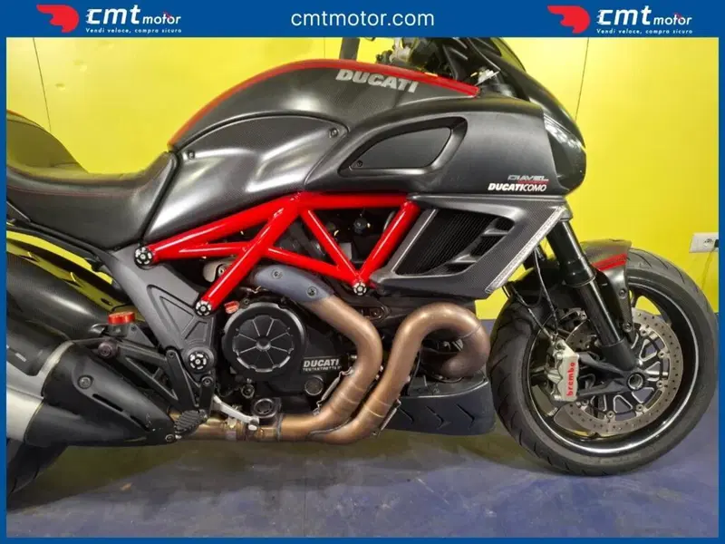 Ducati Diavel 1200 Carbon (2010 - 13) (3)
