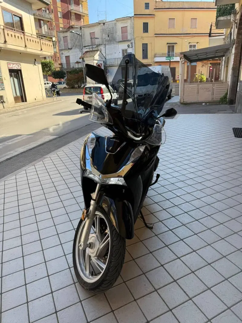 Honda SH 150i (2020 - 23) (2)