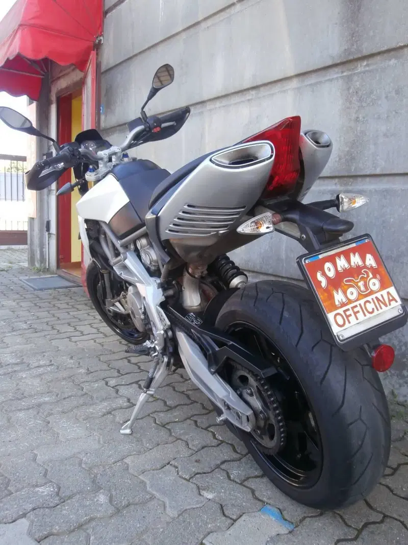 Aprilia Dorsoduro 750 (2009 - 14) (8)
