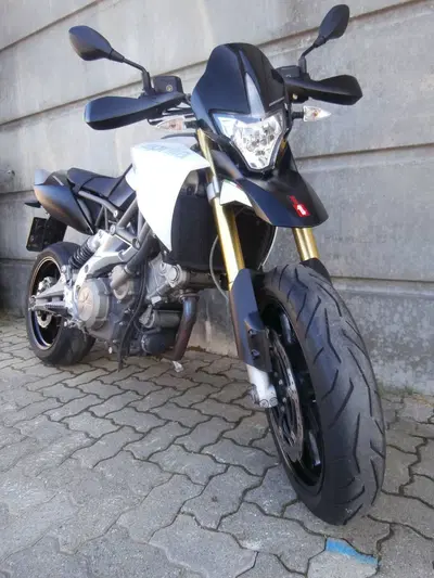 Aprilia Dorsoduro 750 (2009 - 14) usata