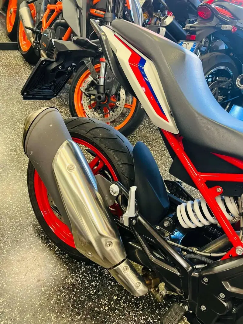 Bmw G 310 R (2021 - 25) (5)