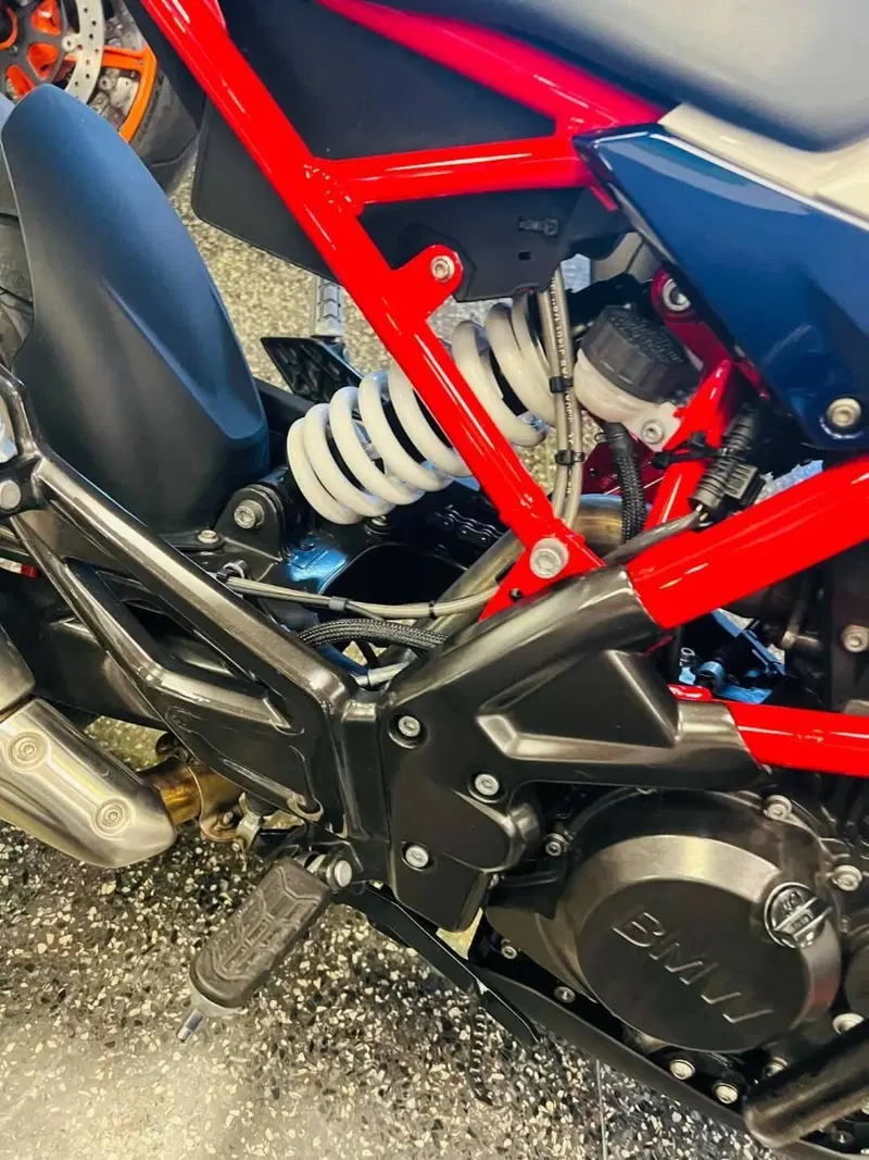 Bmw G 310 R (2021 - 25) (8)