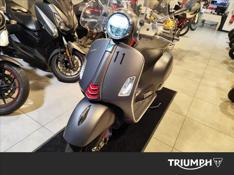 Vespa GTS 300 Super Sport Hpe (2021 - 22) (5)