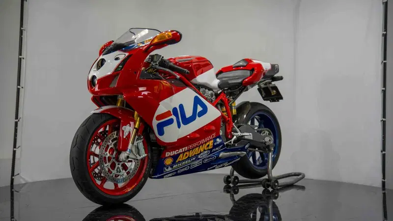 Ducati 999 R (2002 - 04) (3)