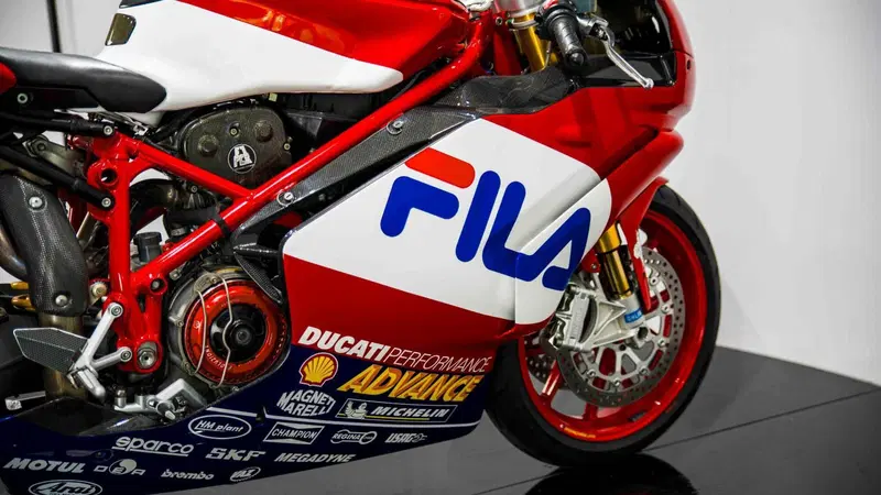 Ducati 999 R (2002 - 04) (13)