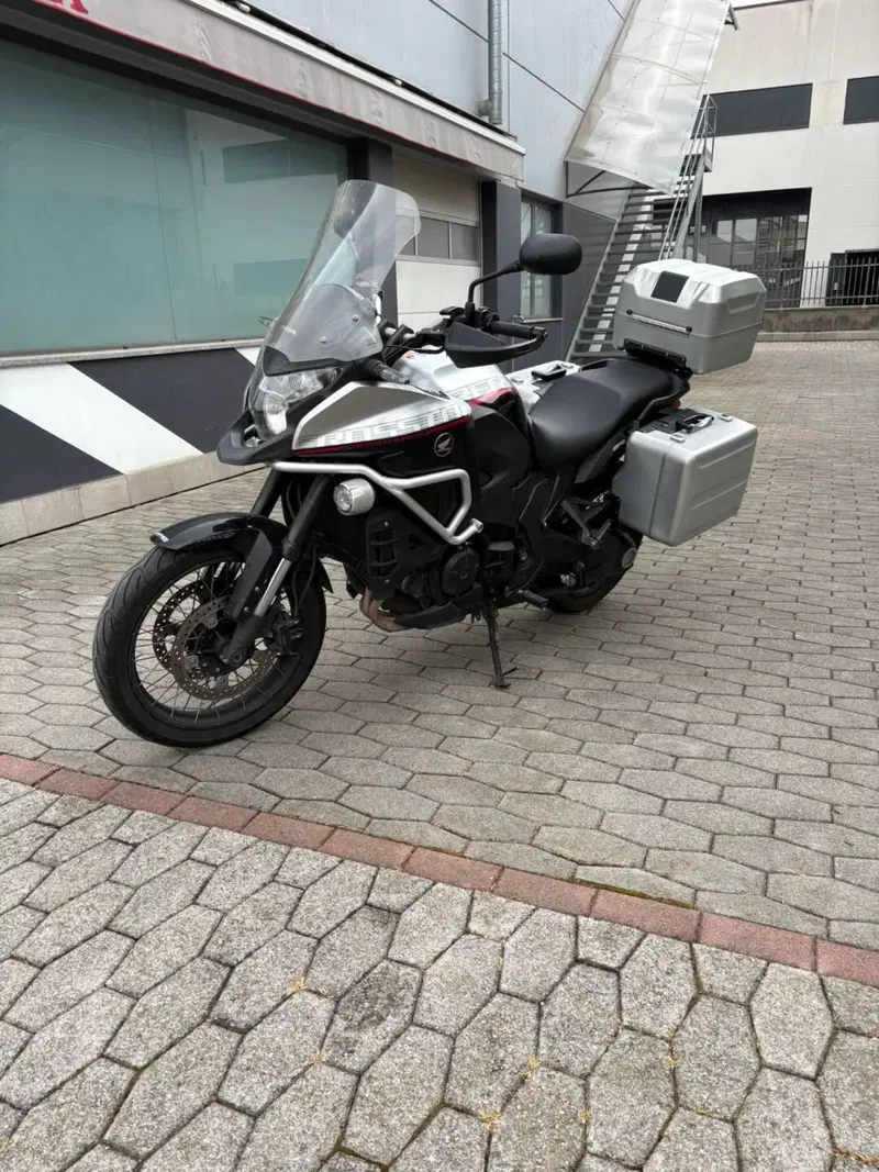 Honda Crosstourer DCT ABS L.E. (2011 - 14) (2)