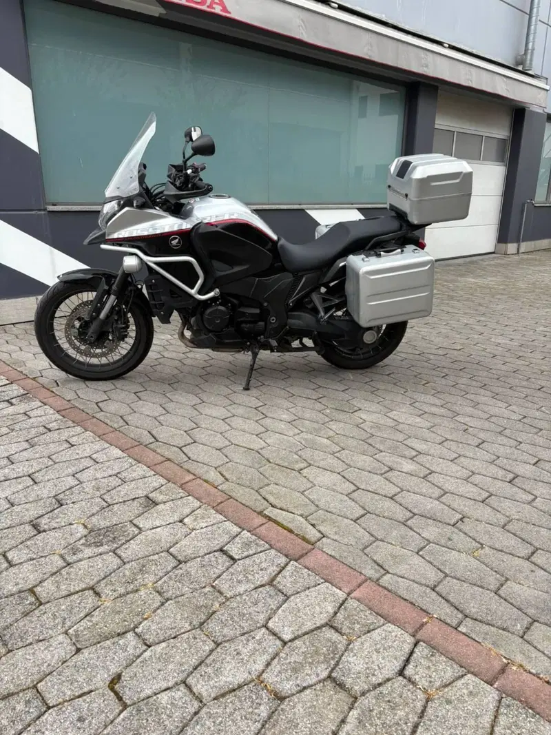 Honda Crosstourer DCT ABS L.E. (2011 - 14) (4)