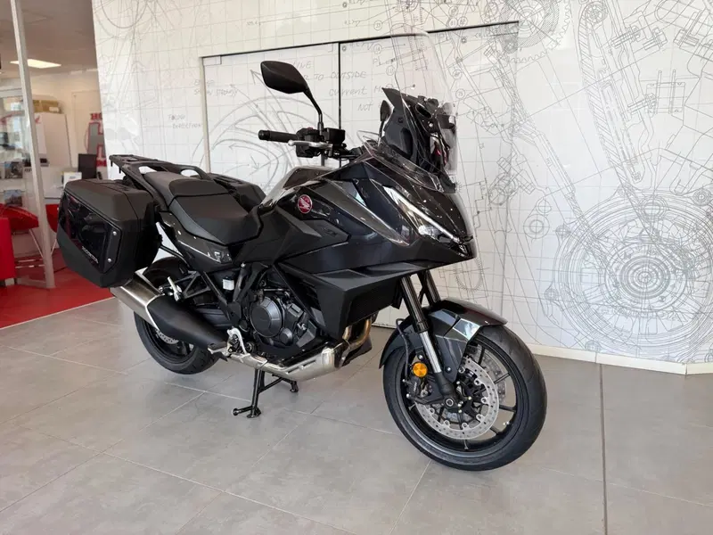 Honda NT 1100 (2025 - 26) (2)