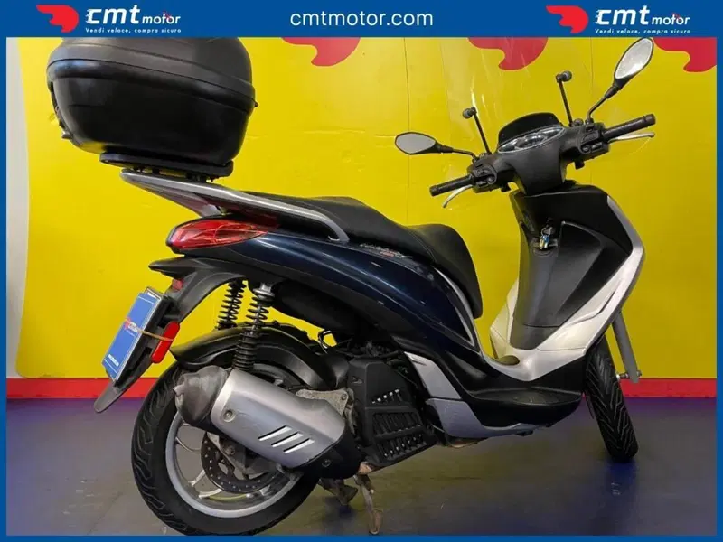 Piaggio Medley 150 ABS (2016 - 19) (4)