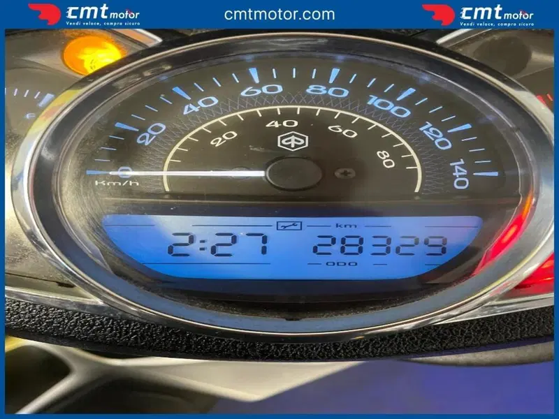 Piaggio Medley 150 ABS (2016 - 19) (5)