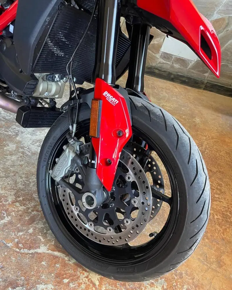 Ducati Hypermotard 950 (2022 - 25) (9)