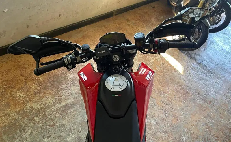 Ducati Hypermotard 950 (2022 - 25) (14)