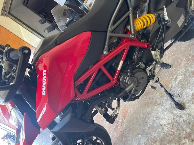 Ducati Hypermotard 950 (2022 - 25) (17)