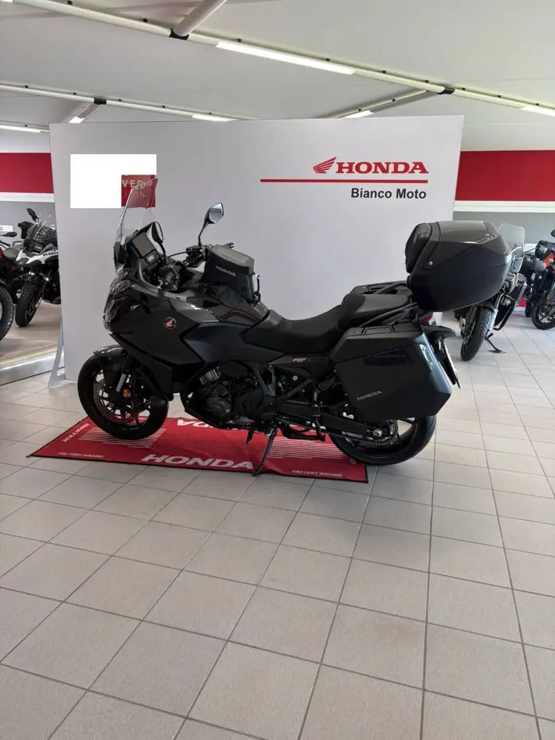 Honda NT 1100 Travel DCT (2022 - 24) (4)
