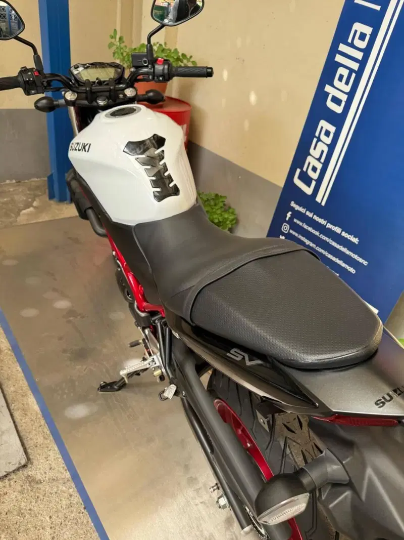 Suzuki SV650 (2021 - 24) (13)