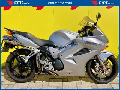 Honda VFR 800 (2002 - 05) usata